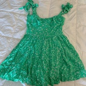 Apricot Lane never worn green dress